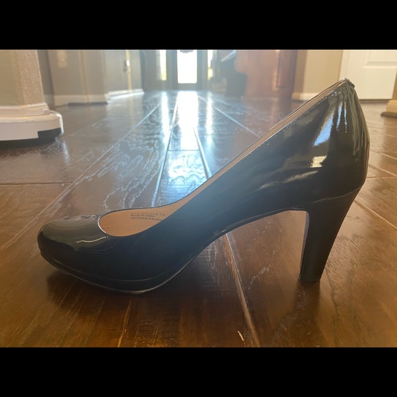Cole Haan black heels - Picture 2 of 2